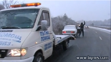 ВИДЕО: Десетки катастрофи днес между Казанлък и Стара Загора