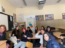  Десетокласници от ПГЛПТ обменяха опит с ученици от гимназията по земеделие в Кнежа