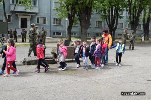 “Ден на отворените врати“ в казанлъшкото военно поделение 