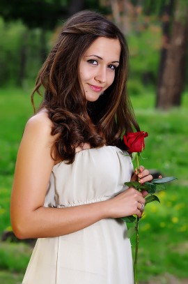 Ива Ангелова- кандидатка за Царица Роза 2013
