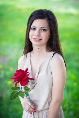 Ива Иванова - кандидатка за Царица Роза 2013