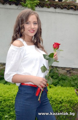 Тихомира Танева - кандидатка за Царица Роза 2014