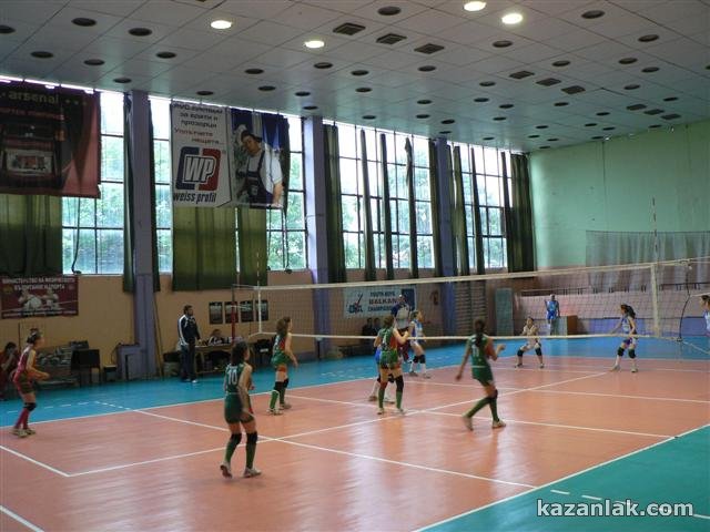 Волейбол: “Марица“ срещу “ЦСКА“ е финала при девойките в Казанлък ...