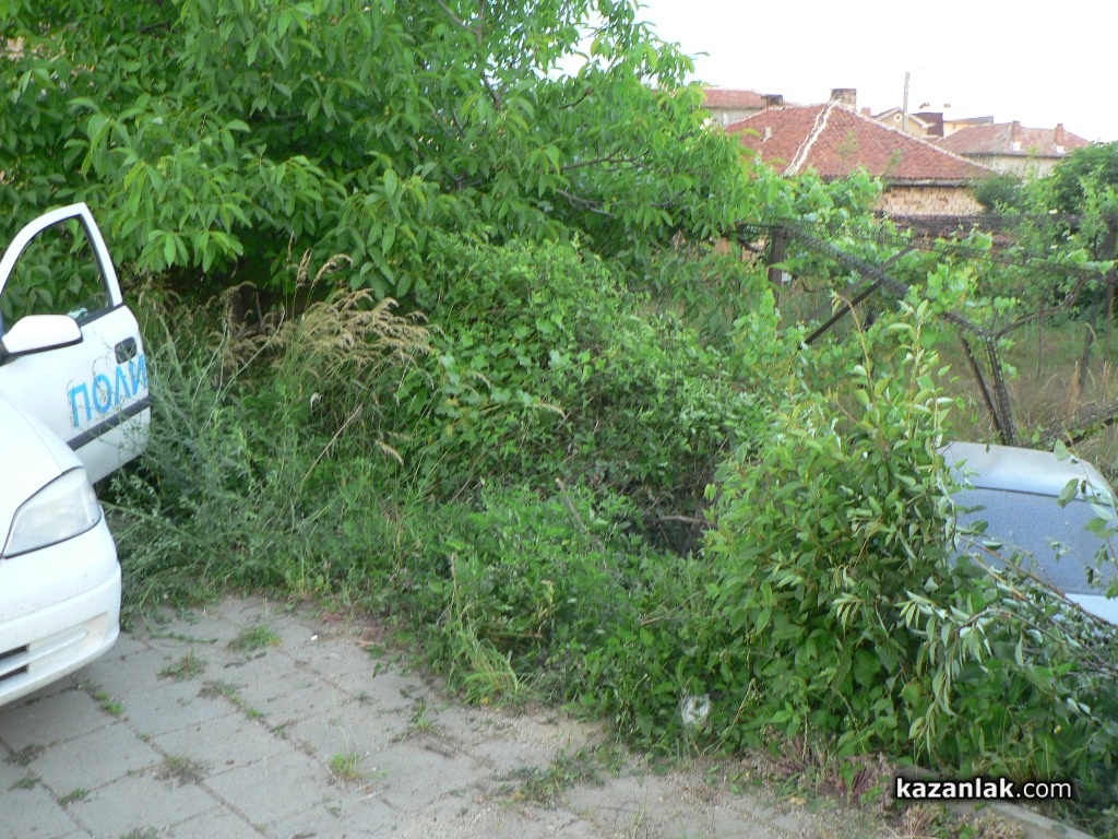 Бмв во дворе