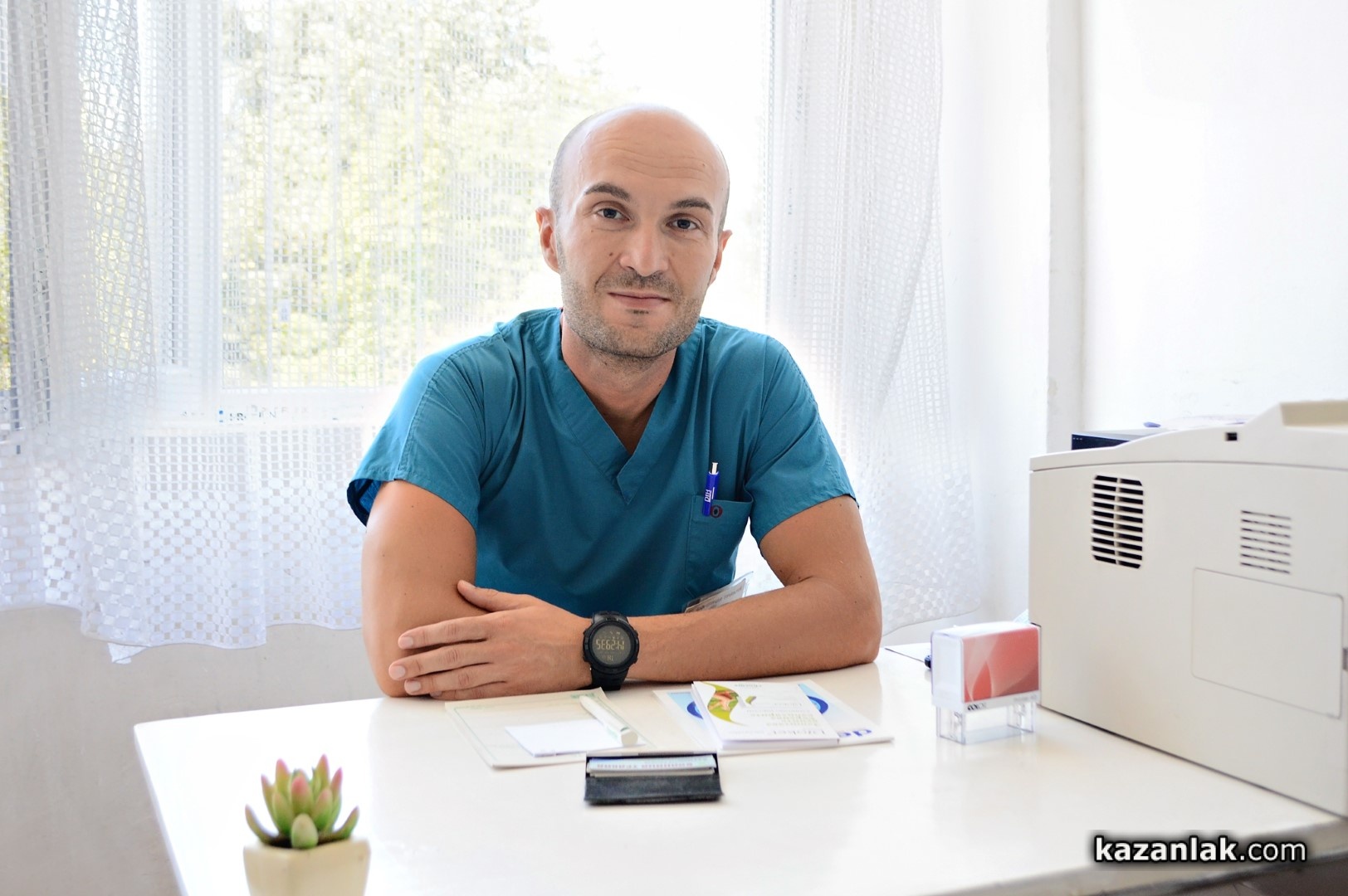 Млад съдов хирург е сред новите попълнения на ДКЦ “Поликлиника ...