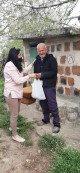 Велика събота - ден за доброта: 61 пакета с храна бяха раздадени в Енина