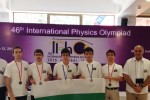 Физиците от ПМГ „Никола Обрешков“ се завърнаха с медали от Международната олимпиада в Мумбай