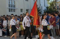 Първенецът на училищата в областта ППМГ “Н. Обрешков“ посрещна своите 700 гимназисти / Новини от Казанлък