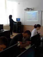 Професионална гимназия „Иван Хаджиенов”  с още един нов компютърен  кабинет / Новини от Казанлък