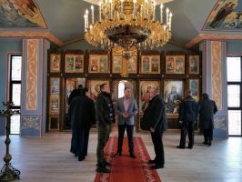 Митрополит Киприан посети Потопената църква на язовир Копринка / Новини от Казанлък