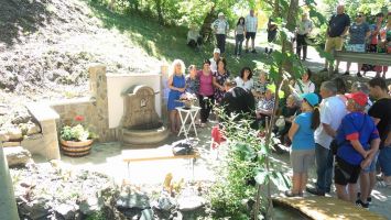 Шипченци изградиха кът за отдих с чешма със собствени средства / Новини от Казанлък