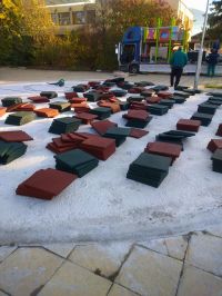 Енинка подари чисто нова детска площадка на селото си / Новини от Казанлък