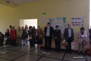 Нов училищен музей бележи 95-я рожден ден на хаджиеновци / Новини от Казанлък
