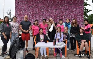 Младите фризьори на ПГ „Акад. Петко Стайнов“ подариха близо 80 прически само за уикенд
