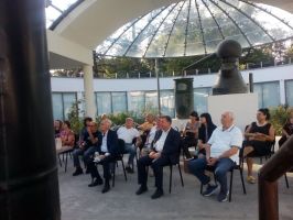 Росен Георгиев представи премиерната си книга / Новини от Казанлък