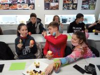 Ден на здравословното хранене се проведе в ПГЛПТ / Новини от Казанлък