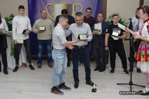 Теа Арезу е спортист на годината №1 на Казанлък за 2021 г / Новини от Казанлък