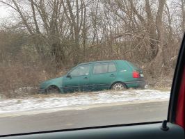 Заради лошото време: Три коли катастрофираха по пътя Павел баня-Гердеме / Новини от Казанлък