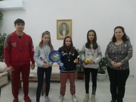 Над 20 деца се включиха в училищния турнир по бадминтон на ОУ „Св. Паисий Хилендарски“