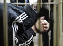 Искат постоянен арест за мъжа, наръгал друг пред ОУ “Мати Болгария“