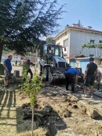 Ремонтират площада в село Турия / Новини от Казанлък