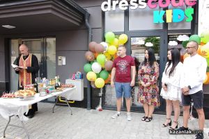 Новият магазин за детски дрешки DRESSCODE Kids посреща най-малките с детски кът / Новини от Казанлък