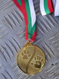 Четири породисти каракачанки от Казанлъшко с медали от киноложка изложба / Новини от Казанлък