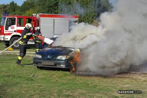 Лек автомобил изгоря напълно в Търничени
