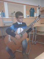 Малкият китарист Божидар Вонев с отличие и от Унгария