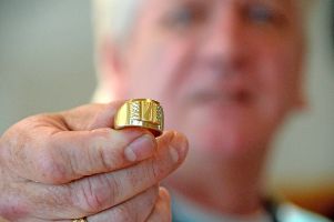 Хванаха мъж, задигнал златен пръстен от дома на казанлъчани