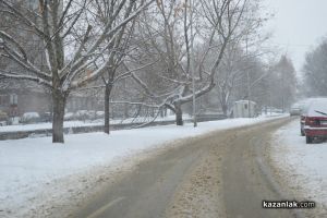 АПИ: Шофьорите да тръгват към Западна и Южна България с подготвени за зимата автомобили