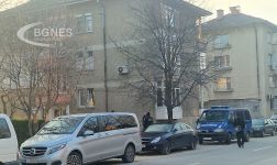 Акция на спец отряд и жандармерия в Казанлък. Проверяват се адреси 