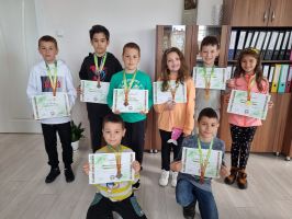 “Математика без граници“ донесе 8 медала на ученици от ОУ “Св. Паисий Хилендарски“