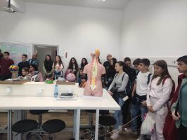 В деня на отворените врати в ППМГ ученици и учители представиха наученото в Испания по нестандартен начин