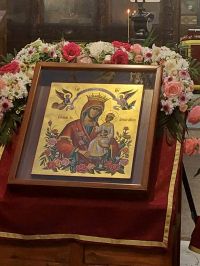 На празника на Казанлък пристигна чудотворната икона на Света Богородица „Неувяхващ цвят“