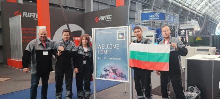 Ученици от ПГ „Иван Хаджиенов“ участваха в Международното състезание по заваряване за млади заварчици в Германия 