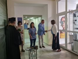 Официално откриване на новия асансьор в ДКЦ „Районна поликлиника“ в Казанлък