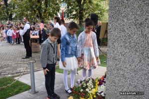 Кирковци отдадоха почит на своя патрон с тържество и поднасяне на цветя