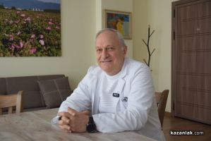 Добре познатият ендокринолог д-р Николай Нанчев е вече 30 години част от екипа на Поликлиниката