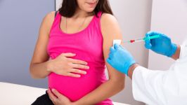 Стартира препоръчителната имунизация на бременни срещу коклюш