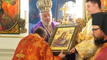 Митрополит Киприан ще служи на Томина неделя в Казанлък