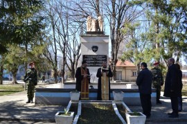 Паметна плоча на военни летци откриха днес в Казанлък / Новини от Казанлък