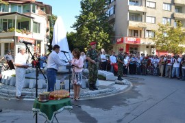  Единственият в света паметник на генерал Скобелев в цял ръст бе открит днес в Казанлък / Новини от Казанлък