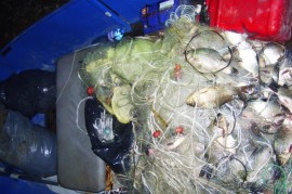 Над 2 хиляди метра мрежи иззеха инспекторите на  „Рибарство и контрол“ / Новини от Казанлък