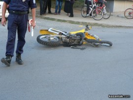 15- годишно момиче е с опасност за живота след катастрофа с мотоциклет / Новини от Казанлък