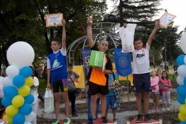 Вело-празник за децата проведе днес Ротари клуб Казанлък / Новини от Казанлък