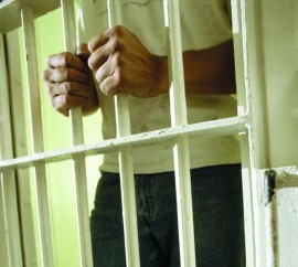 Трима младежи са задържани за кражби в региона / Новини от Казанлък
