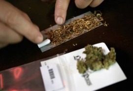 Откриха 5 грама марихуана при проверка / Новини от Казанлък