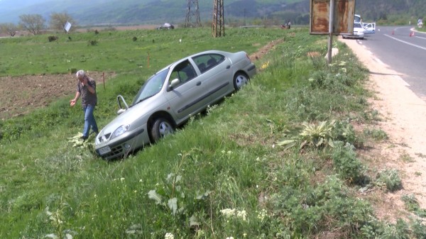 Жена е с опасност за живота след катастрофа до град Шипка / Новини от Казанлък