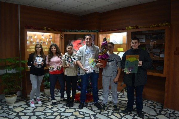 Учениците на Механото също с кампания за Диан Костов / Новини от Казанлък